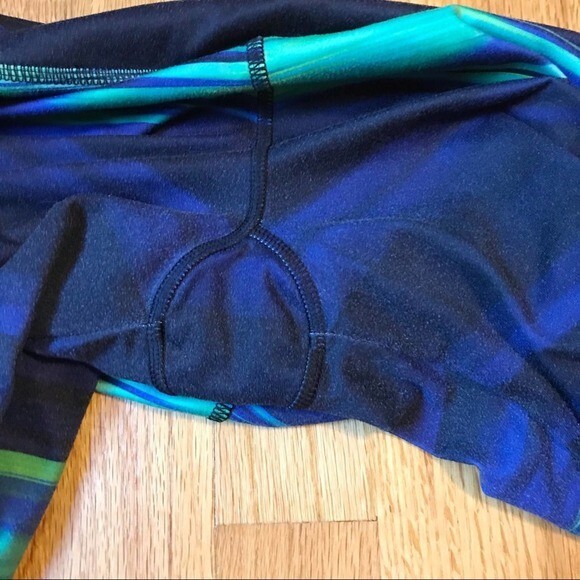 Adidas Leggings Capri Stripe Multicolor Pattern Climalite Crop Blue Size Small - Picture 6 of 6